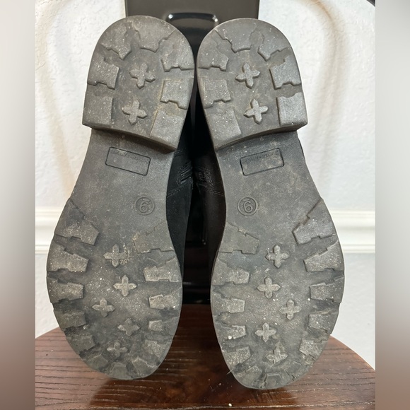 Mossimo (Target) Women’s Faux Suedo Black Boots Size 9. - Picture 8 of 8